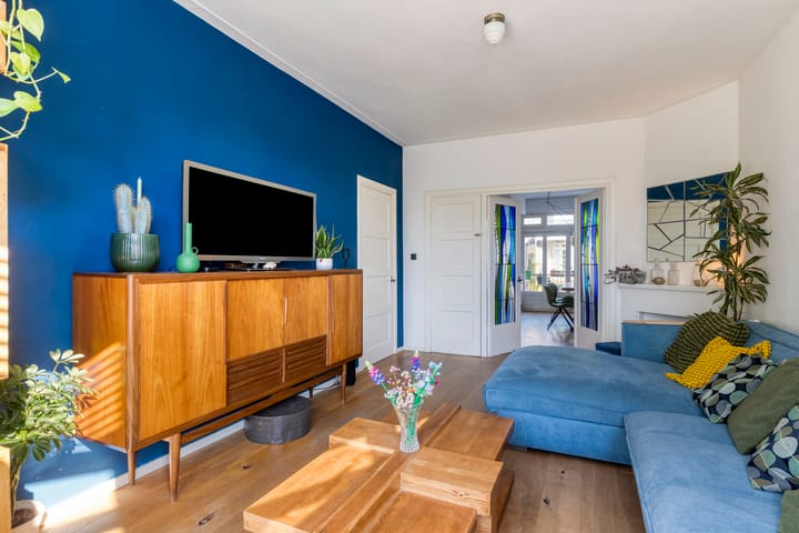 Photo 14 of Van Tuyll van Serooskerkenweg 152-3