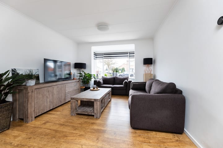 Photo 12 of Lijsterbesstraat 16