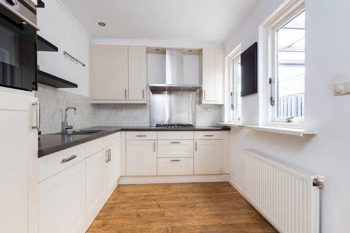 Photo 15 of Lijsterbesstraat 16