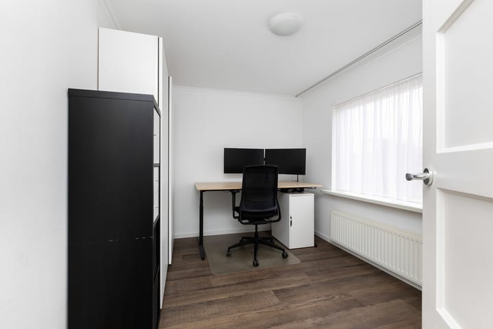 Photo 21 of Lijsterbesstraat 16