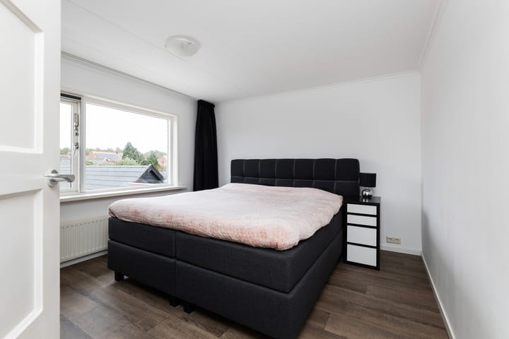 Photo 22 of Lijsterbesstraat 16