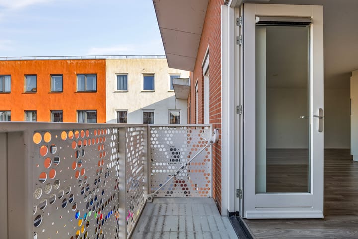 Foto 26 van Polderplein 139