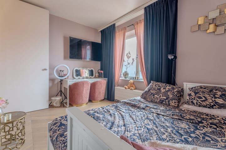 Photo 21 of Blaak 764