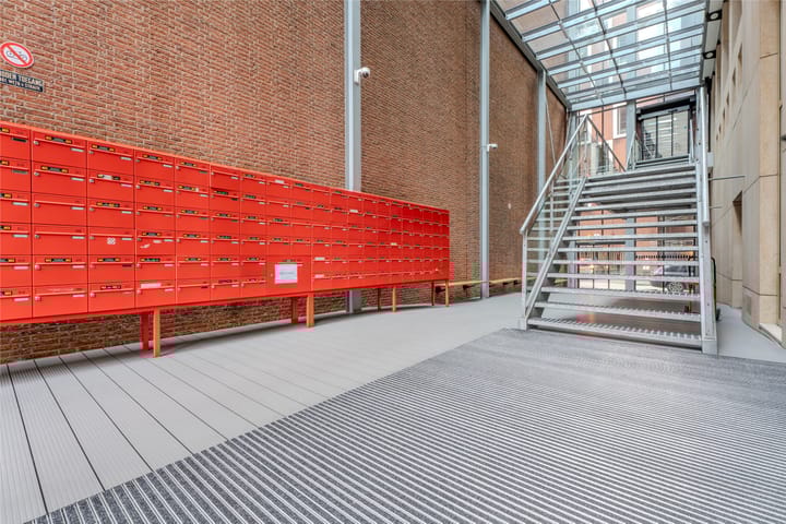 Photo 34 of Blaak 764