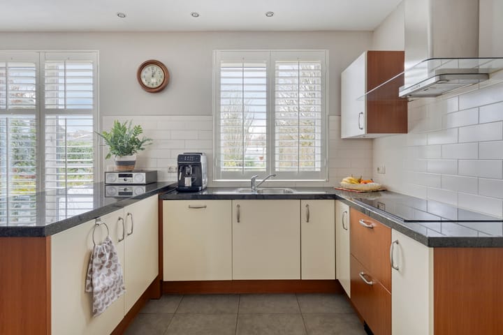 Photo 11 of Laan van Kobus 8