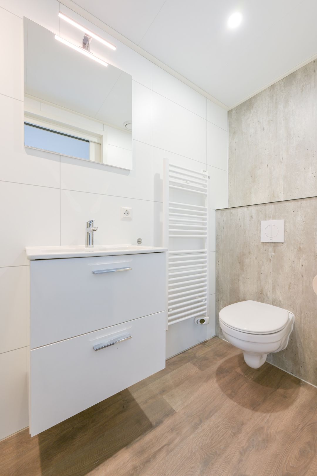 Photo 17 of Zeedijk 24-942