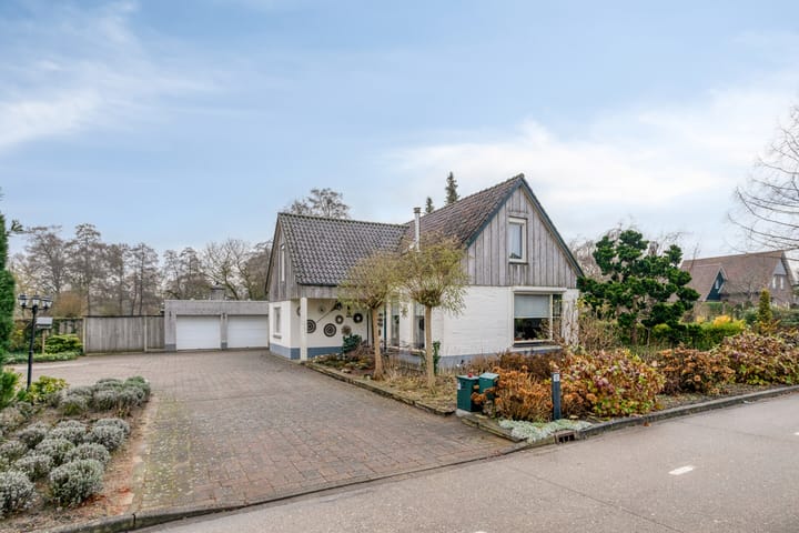 Photo 4 of Glanerbrugstraat 17