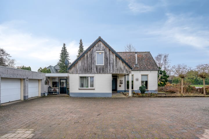 Photo 5 of Glanerbrugstraat 17