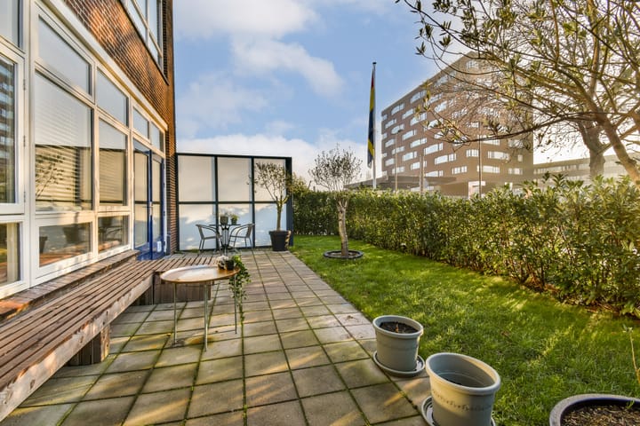 Foto 14 van Pompenburgsingel 110