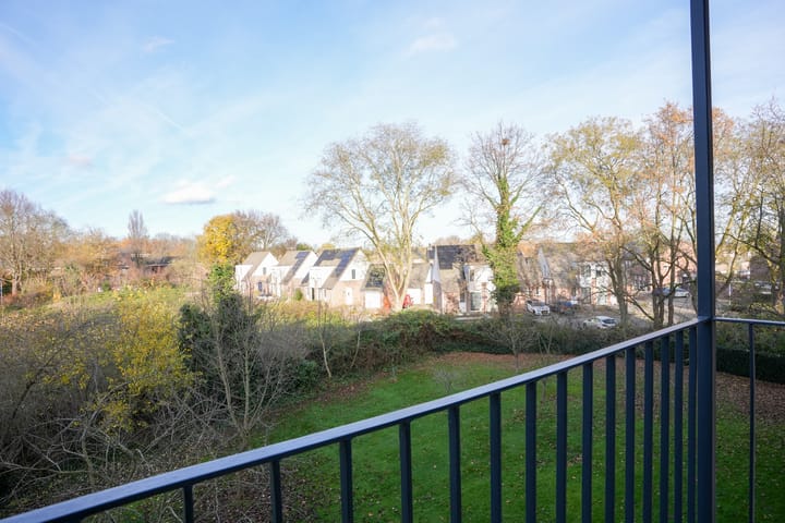 Photo 13 of Henri Hermanslaan 169