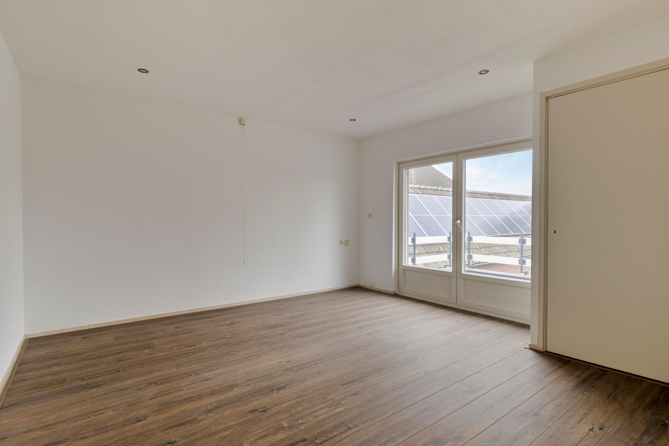 Foto 12 van N.C.B.-laan 93