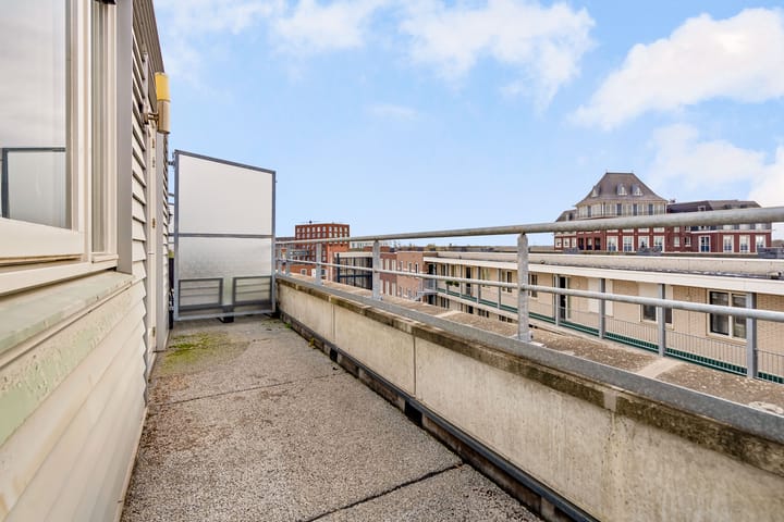 Photo 12 of Timpaanstraat 38