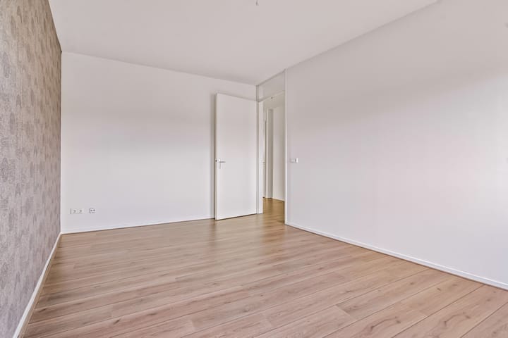 Photo 20 of Timpaanstraat 38