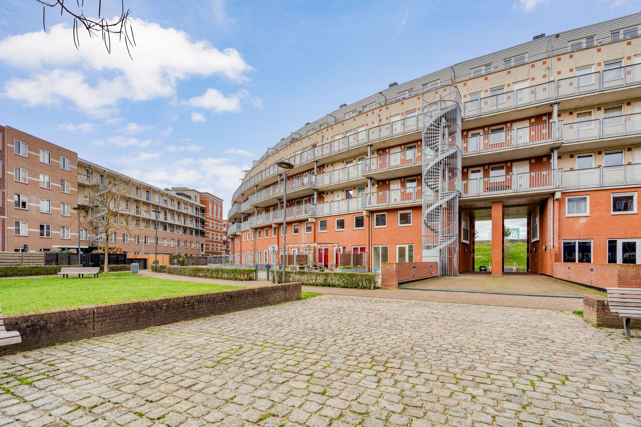 Photo 30 of Timpaanstraat 38