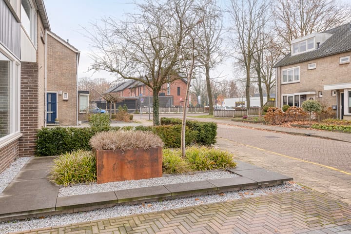 Foto 9 van Trompstraat 11