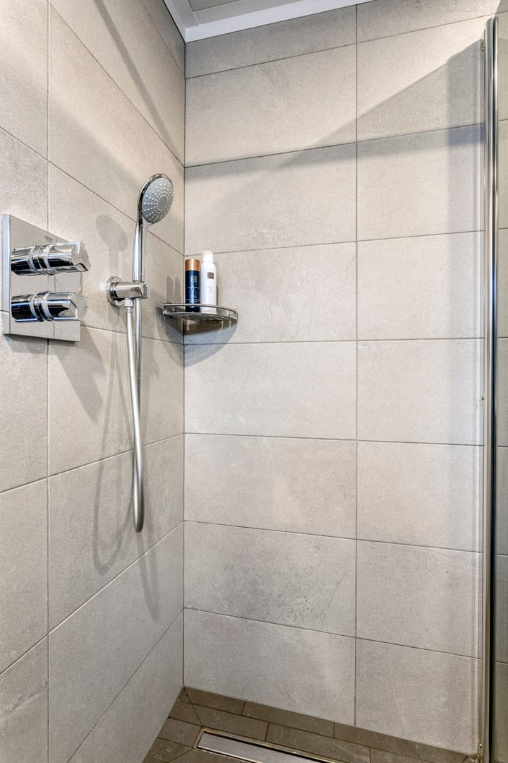 Foto 37 van Trompstraat 11