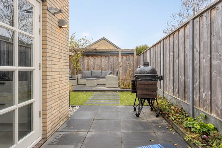 Foto 48 van Trompstraat 11