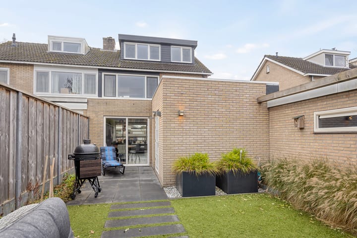 Foto 50 van Trompstraat 11