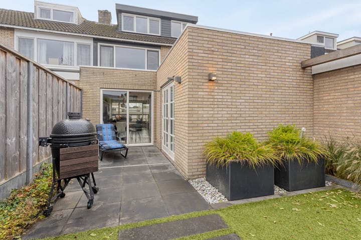 Foto 51 van Trompstraat 11