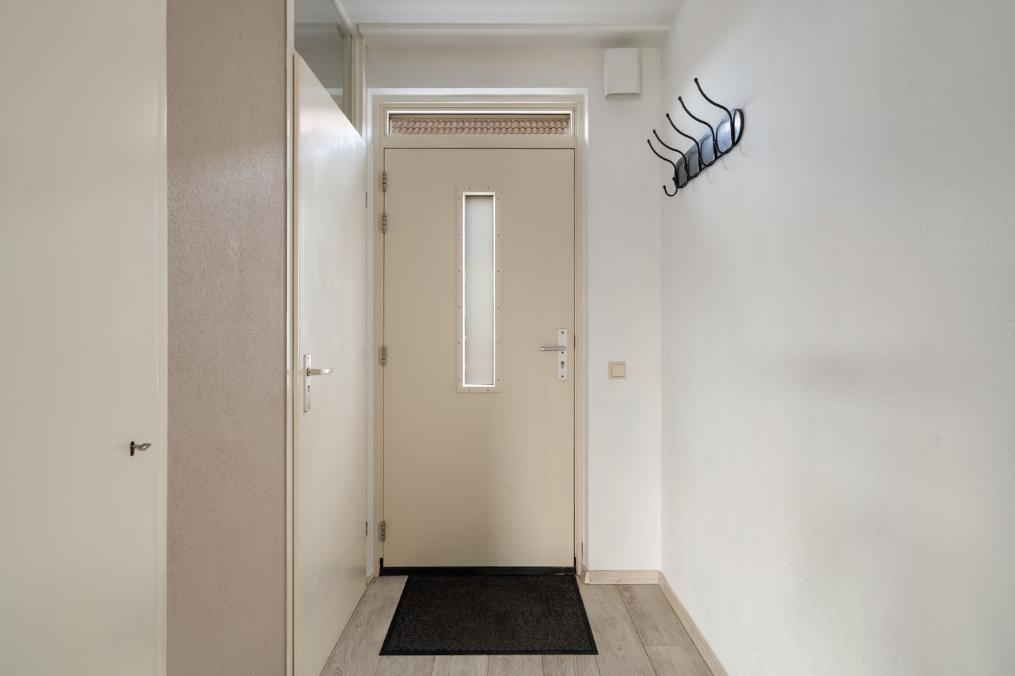 Foto 5 van Anna Karenina erf 44