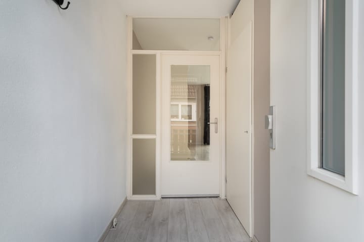 Foto 6 van Anna Karenina erf 44