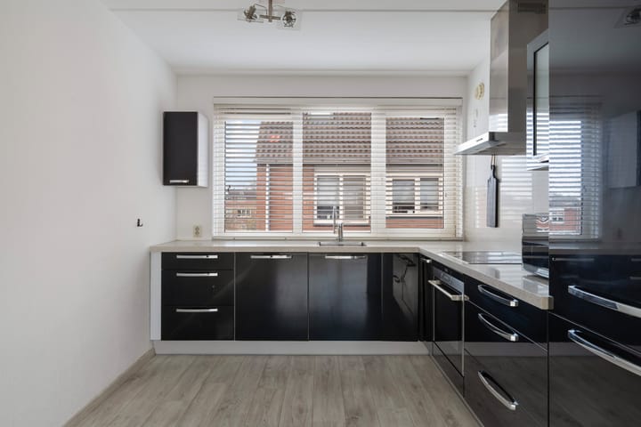 Foto 20 van Anna Karenina erf 44