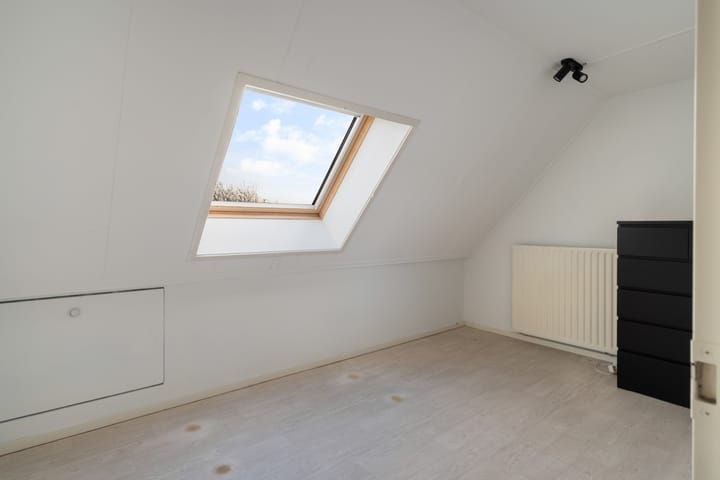 Foto 28 van Anna Karenina erf 44