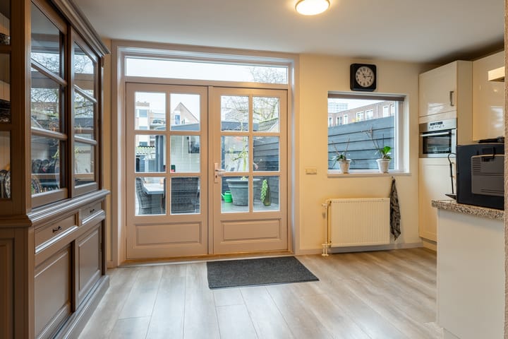 Photo 12 of Kastanjestraat 35