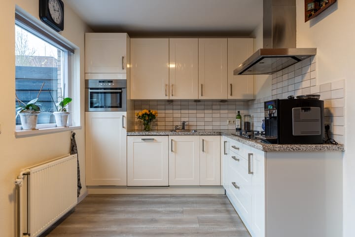 Photo 14 of Kastanjestraat 35