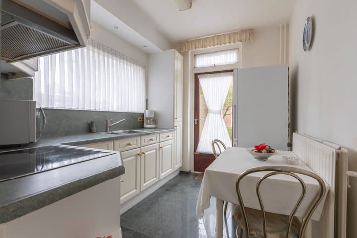 Foto 8 van Berensbergstraat 12