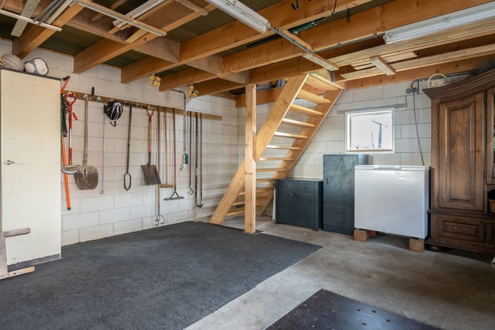 Photo 21 of Verlengde Middenraai 53-A