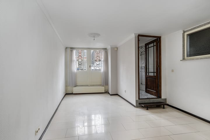 Photo 6 of Waalstraat 35