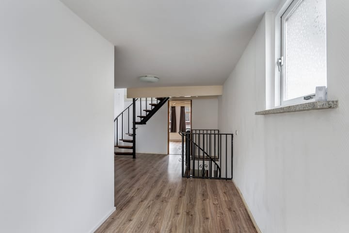 Photo 15 of Waalstraat 35