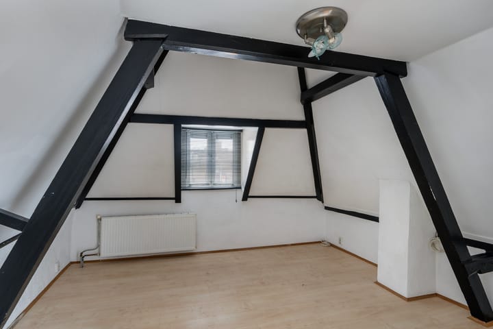 Photo 24 of Waalstraat 35