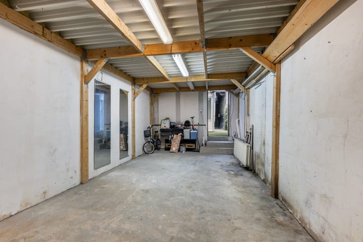 Photo 27 of Waalstraat 35