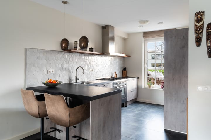 Photo 3 of Mary Dresselhuysweg 46