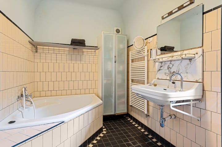 Foto 28 van Beeklaan 92