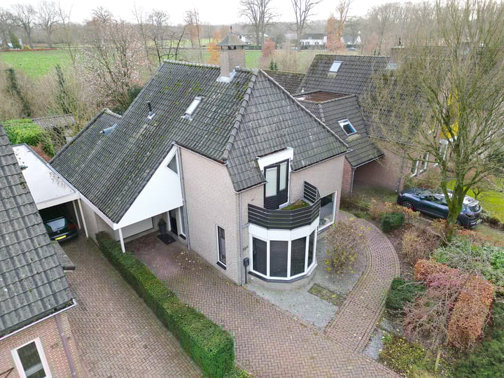 Foto 2 van Tolschestraat 11-A