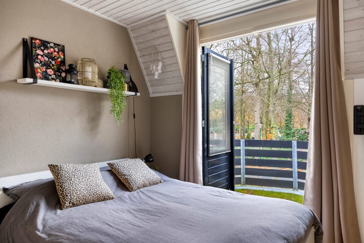 Foto 21 van Tolschestraat 11-A