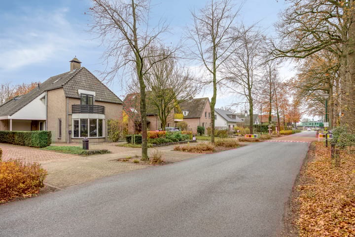 Foto 47 van Tolschestraat 11-A