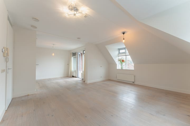 Photo 10 of Kuipersdijk 11-A