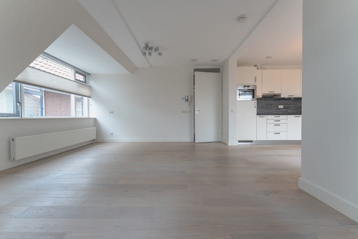 Photo 14 of Kuipersdijk 11-A