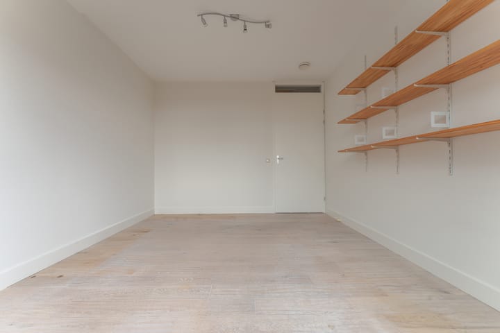 Photo 32 of Kuipersdijk 11-A