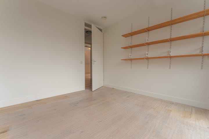 Photo 33 of Kuipersdijk 11-A