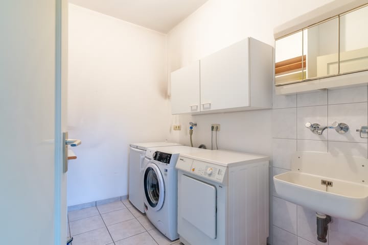 Photo 18 of Industriestraat 74