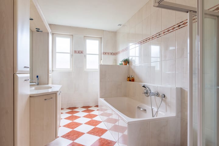 Photo 23 of Industriestraat 74