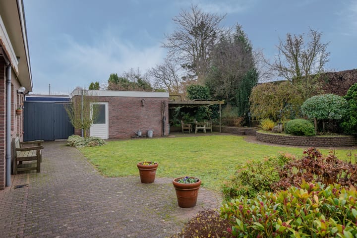 Photo 41 of Industriestraat 74