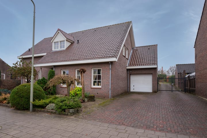 Photo 45 of Industriestraat 74