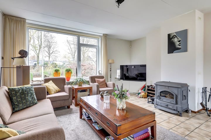 Photo 9 of Tuinfluiterstraat 113