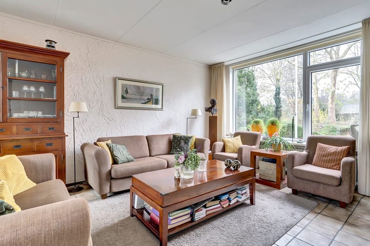 Photo 11 of Tuinfluiterstraat 113